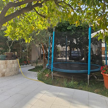 Studio Apartmani Vukasin Tivat Exteriör bild