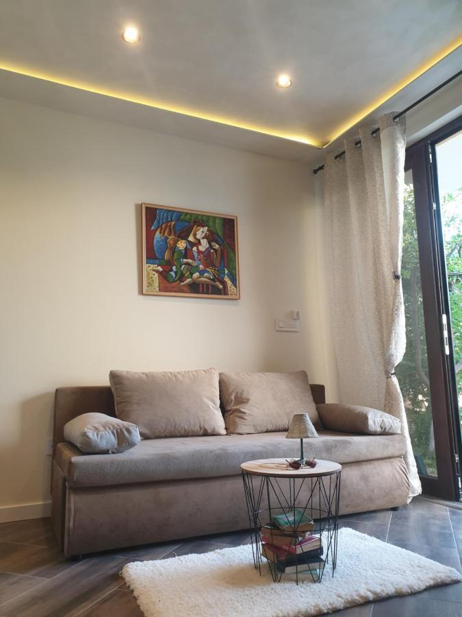 Studio Apartmani Vukasin Tivat Exteriör bild