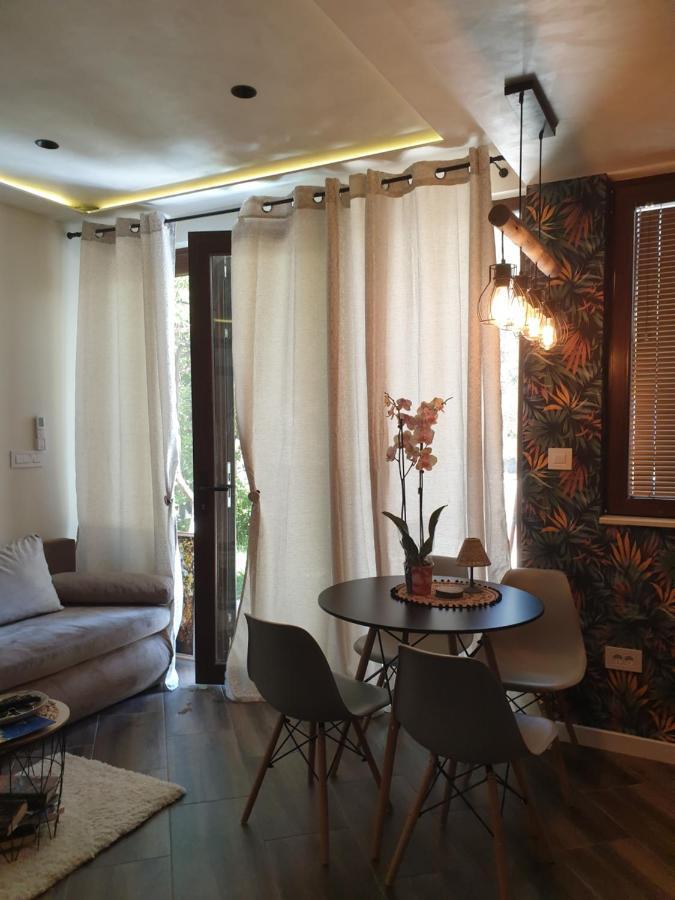 Studio Apartmani Vukasin Tivat Exteriör bild