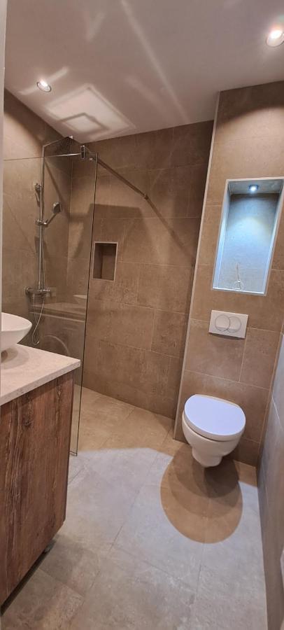 Studio Apartmani Vukasin Tivat Exteriör bild