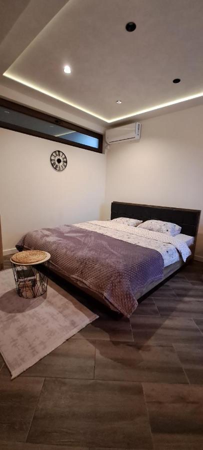 Studio Apartmani Vukasin Tivat Exteriör bild