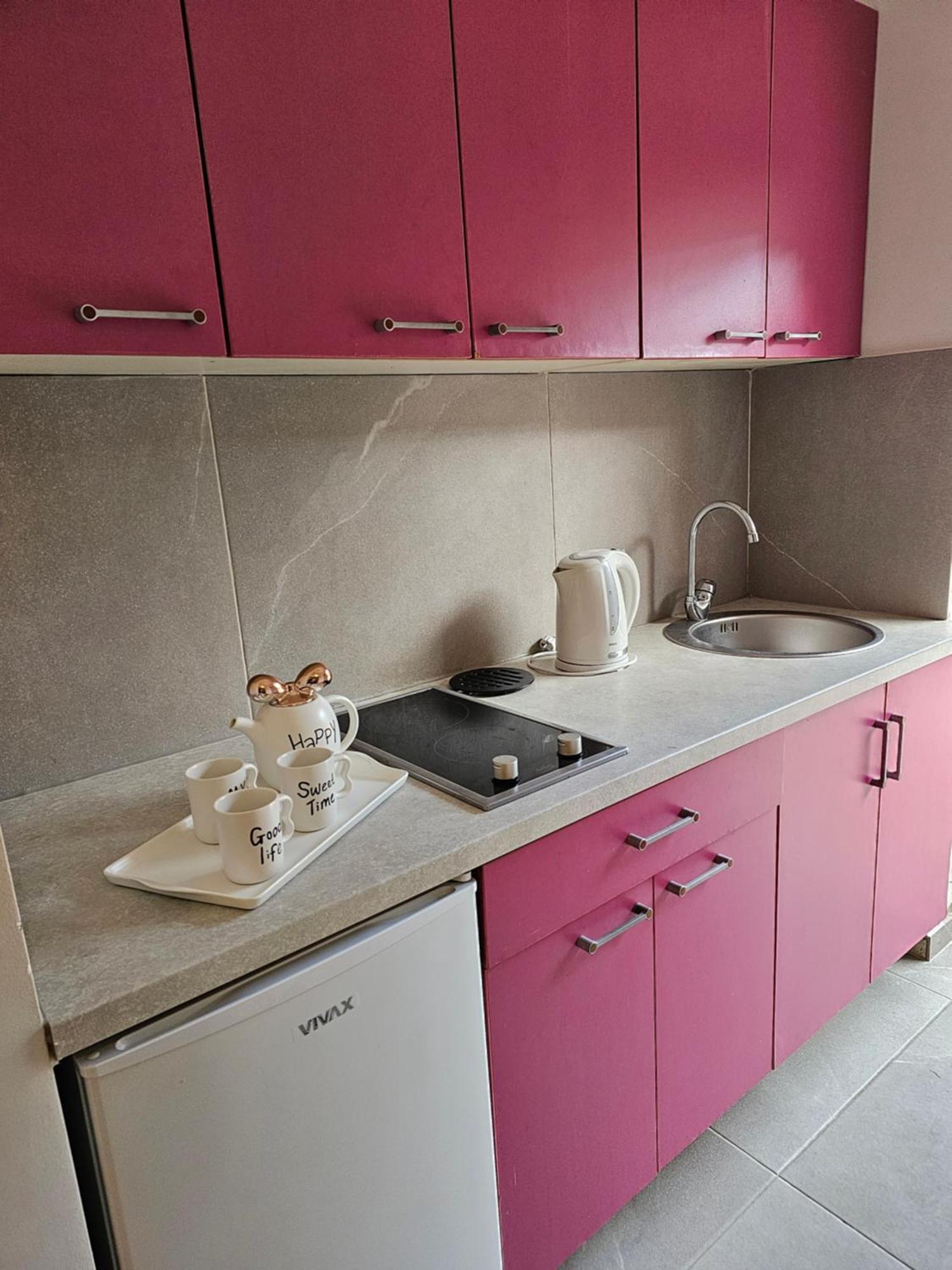 Studio Apartmani Vukasin Tivat Exteriör bild