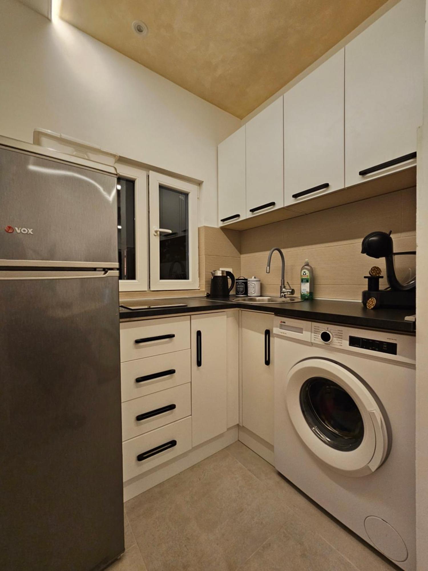 Studio Apartmani Vukasin Tivat Exteriör bild