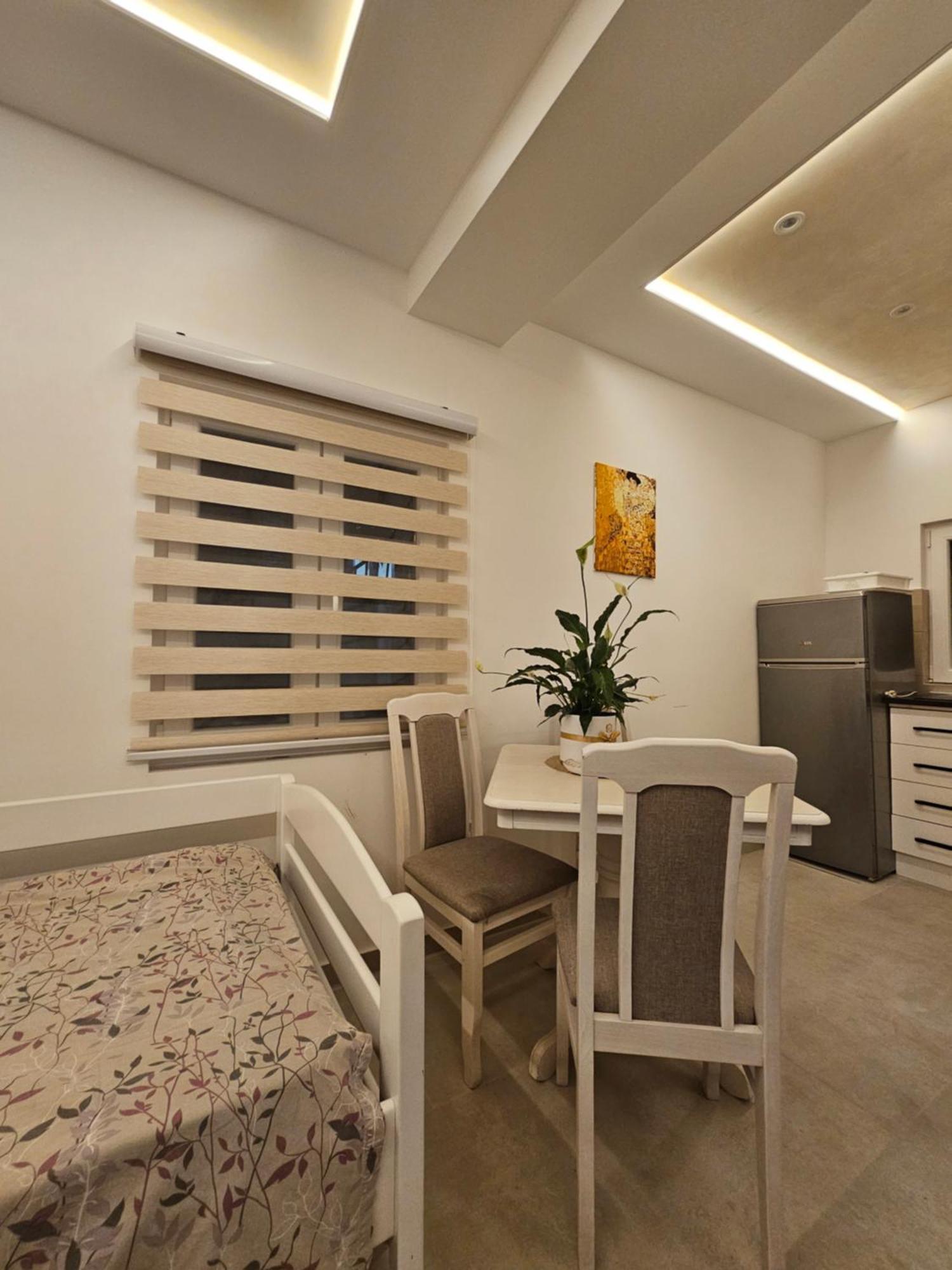 Studio Apartmani Vukasin Tivat Exteriör bild