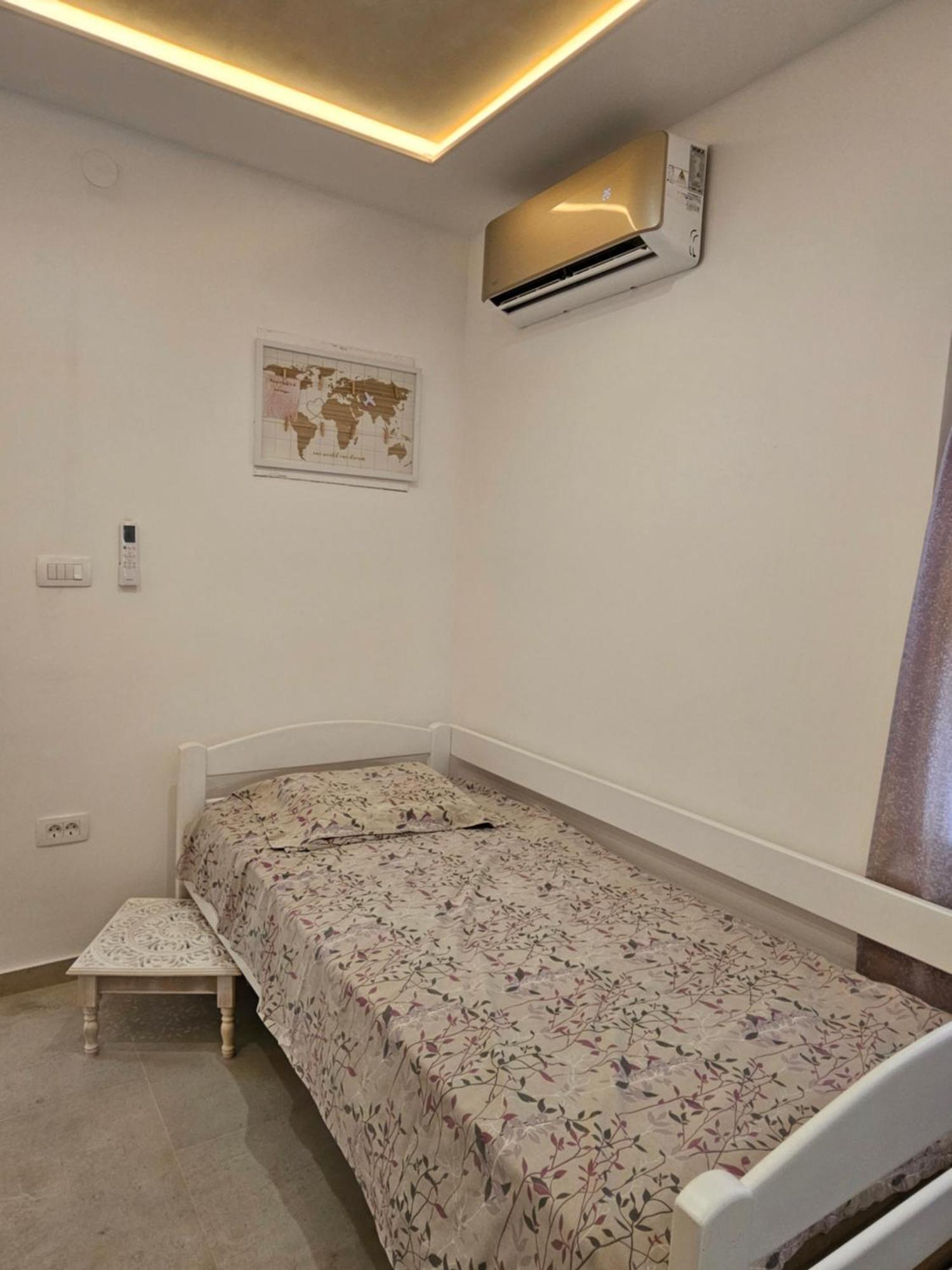 Studio Apartmani Vukasin Tivat Rum bild