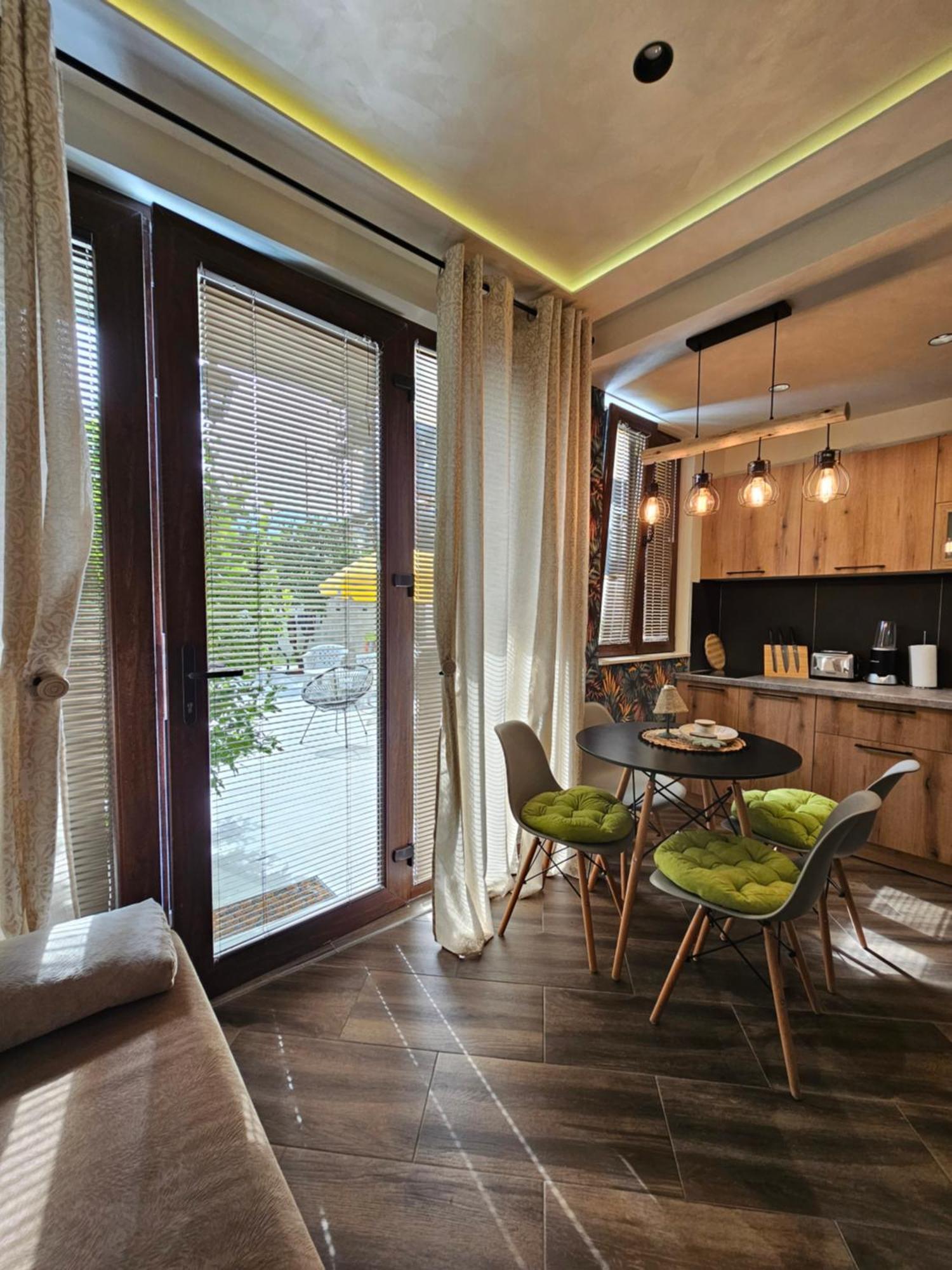 Studio Apartmani Vukasin Tivat Rum bild