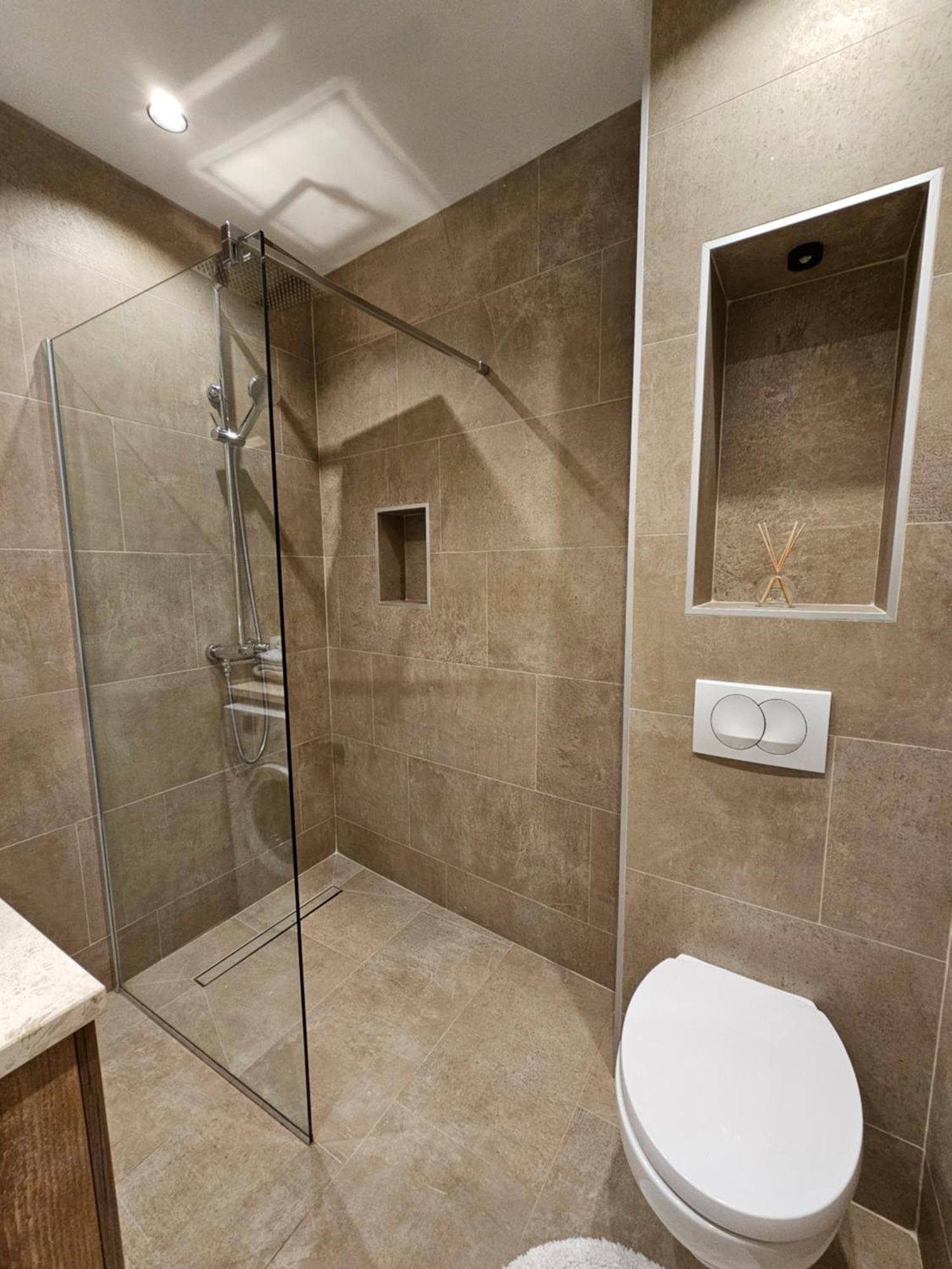 Studio Apartmani Vukasin Tivat Rum bild
