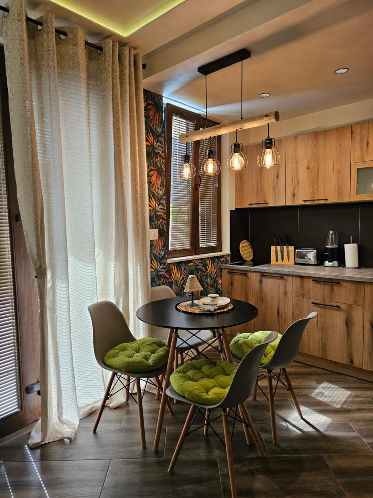 Studio Apartmani Vukasin Tivat Rum bild